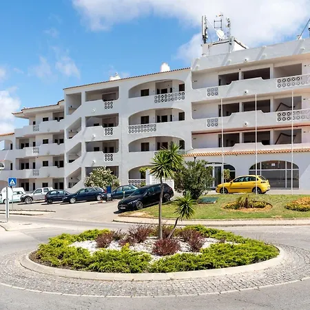 109 Reasons To Visit Apartamento Albufeira