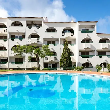 109 Reasons To Visit Apartamento