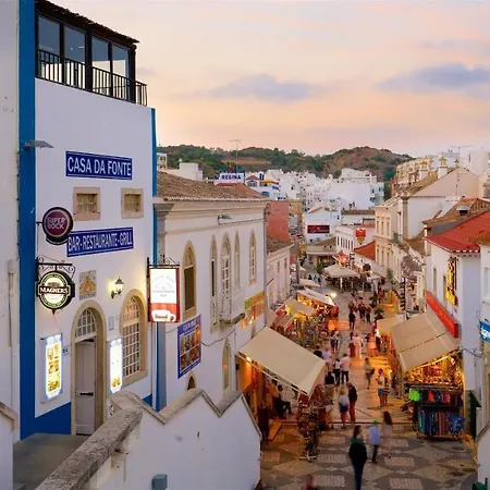 109 Reasons To Visit Apartamento